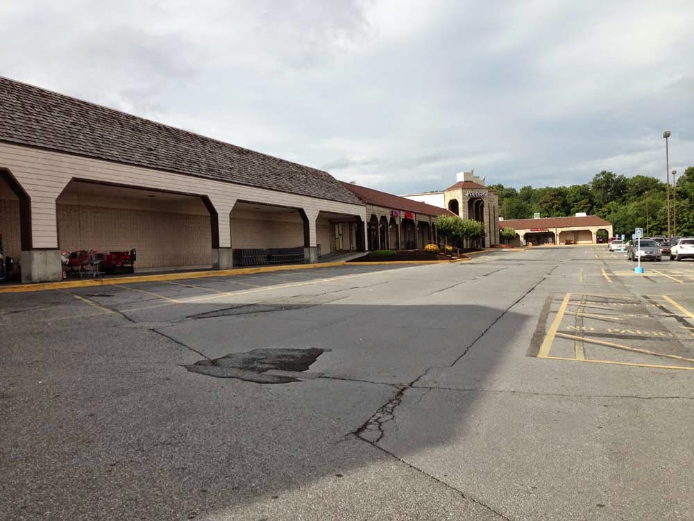 Sky City Retail History Greenbrier Valley Mall Fairlea/Lewisburg, WV