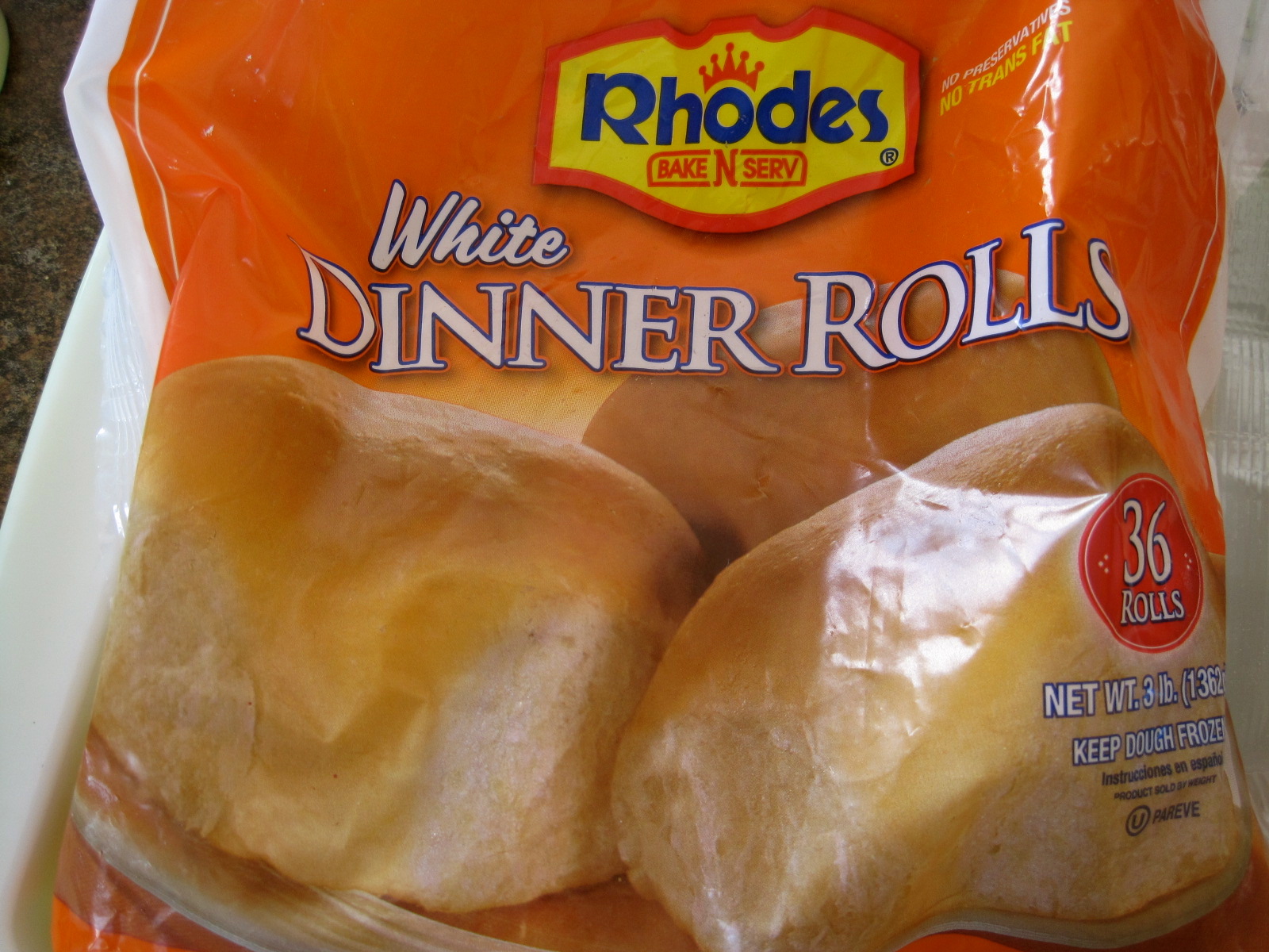 Mrs. Schwartz's Kitchen Garlic Clover Rolls