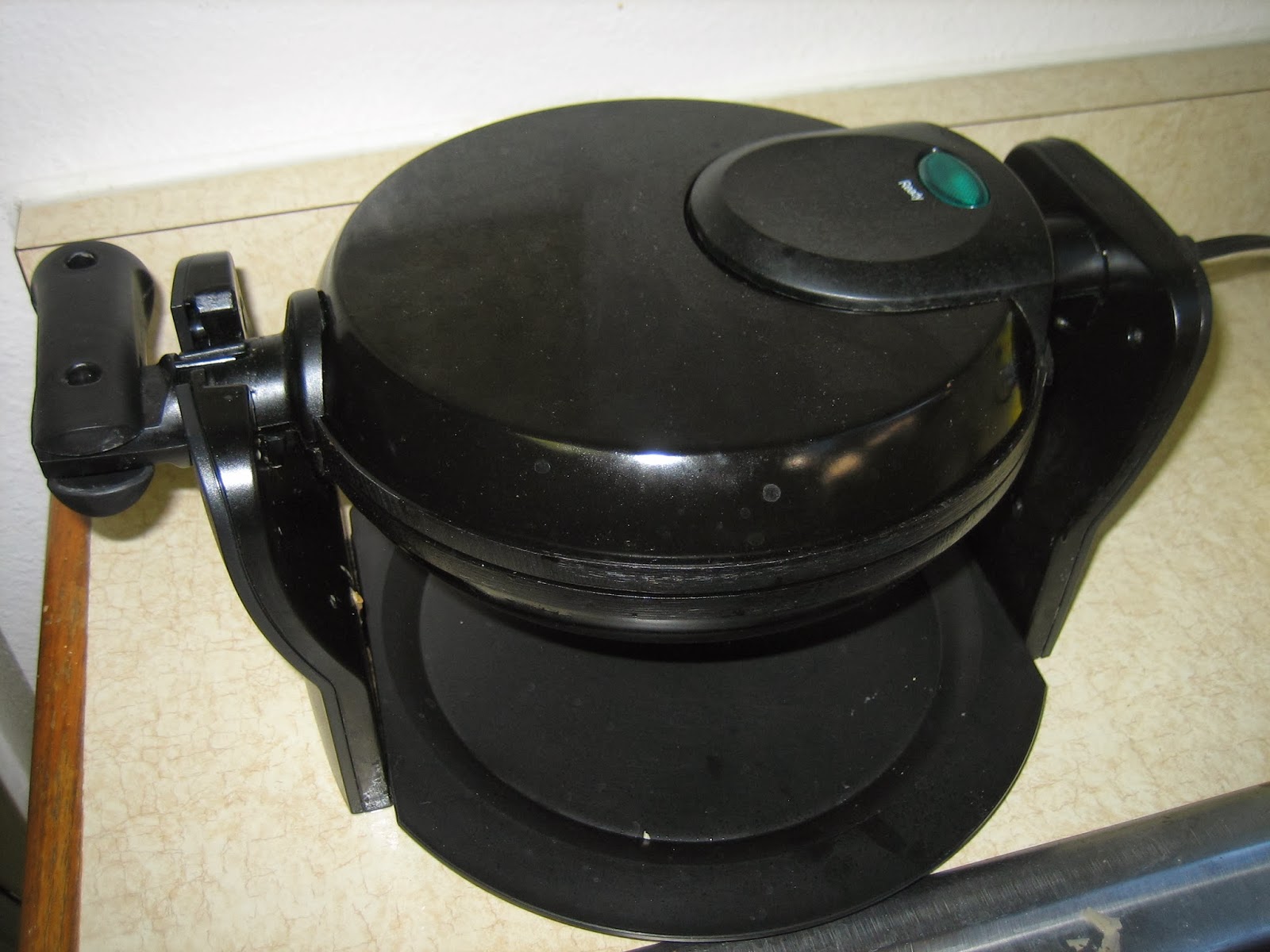 Oh What a Gem! Oatmeal Cinnamon Waffles