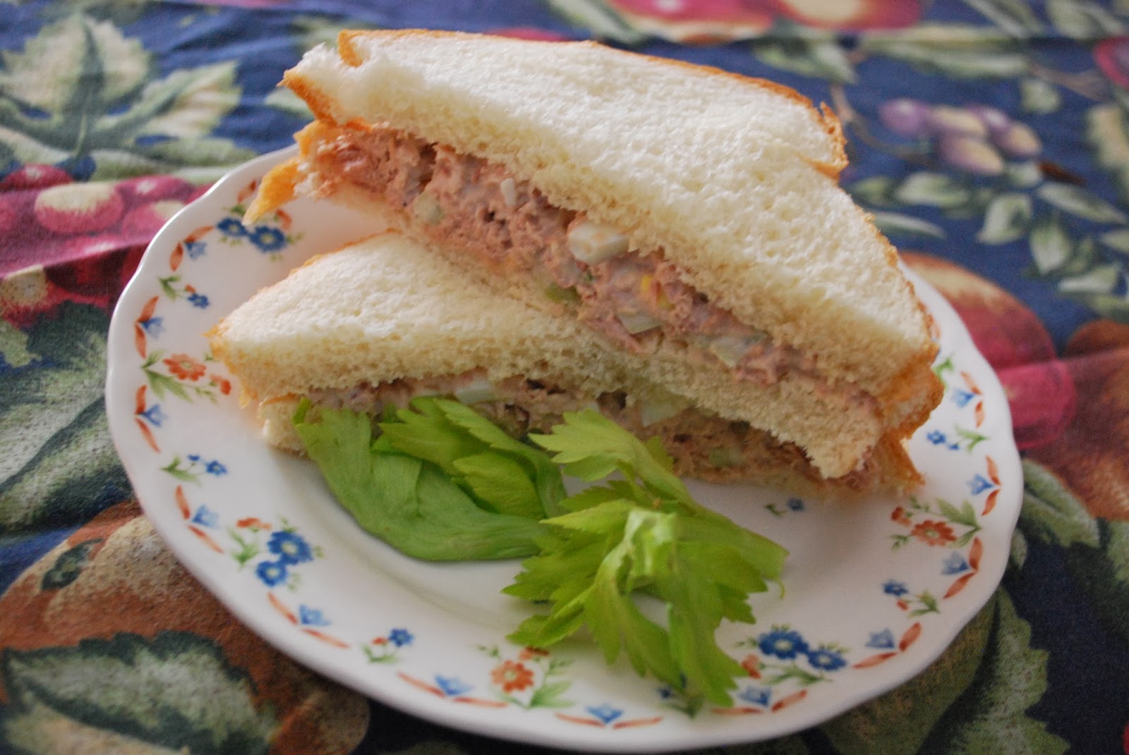 Classic Tuna Sandwich