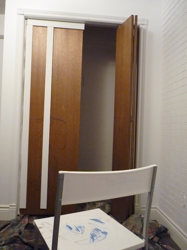 Top DIY Tutorials BiFold Closet Door Makeover