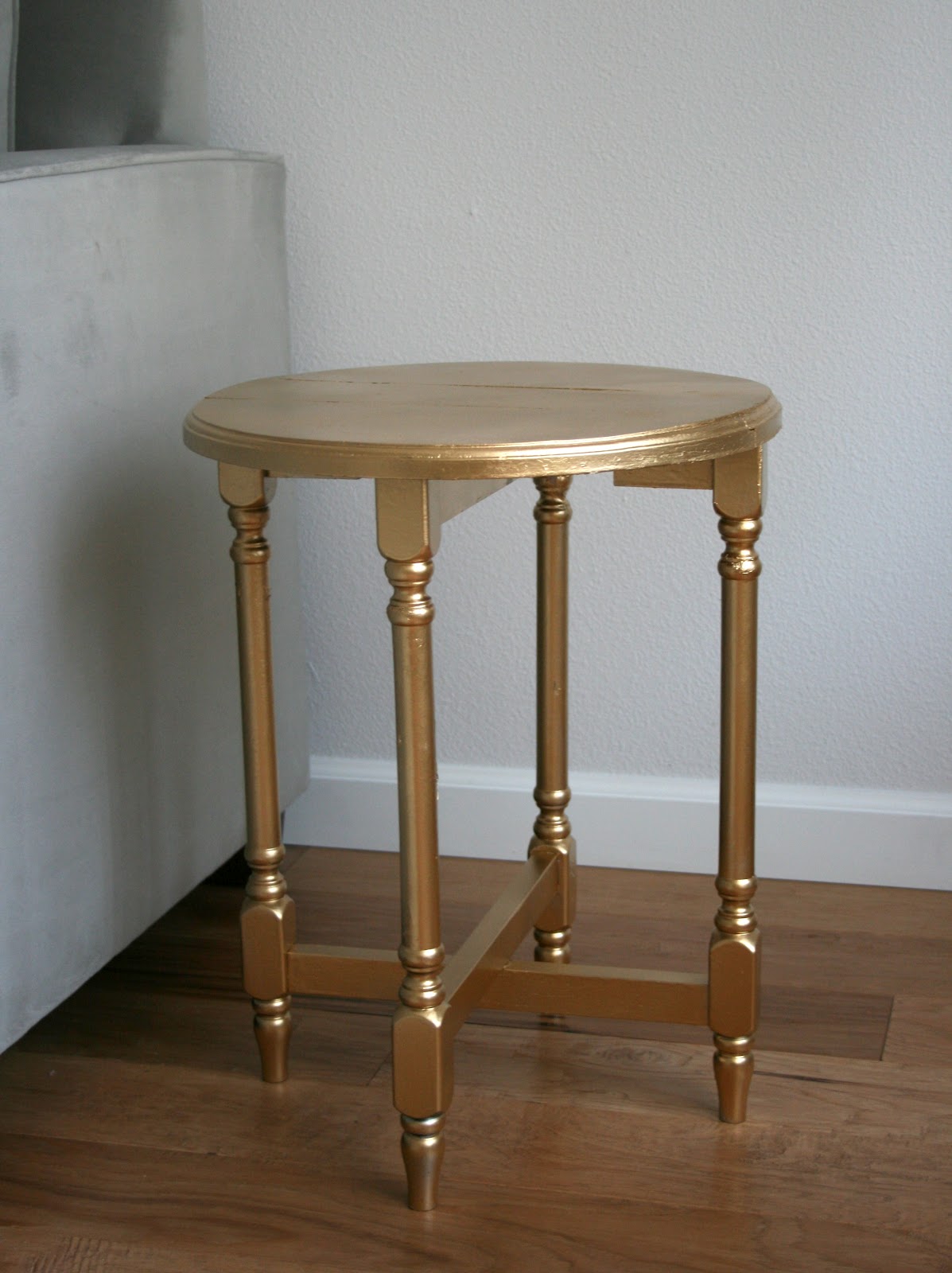 Spray paint updatedesperate for tables! / Create / Enjoy