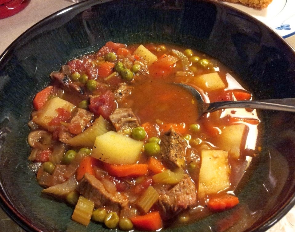 The Good Egg 2 Vegetable Soup & Cornbread