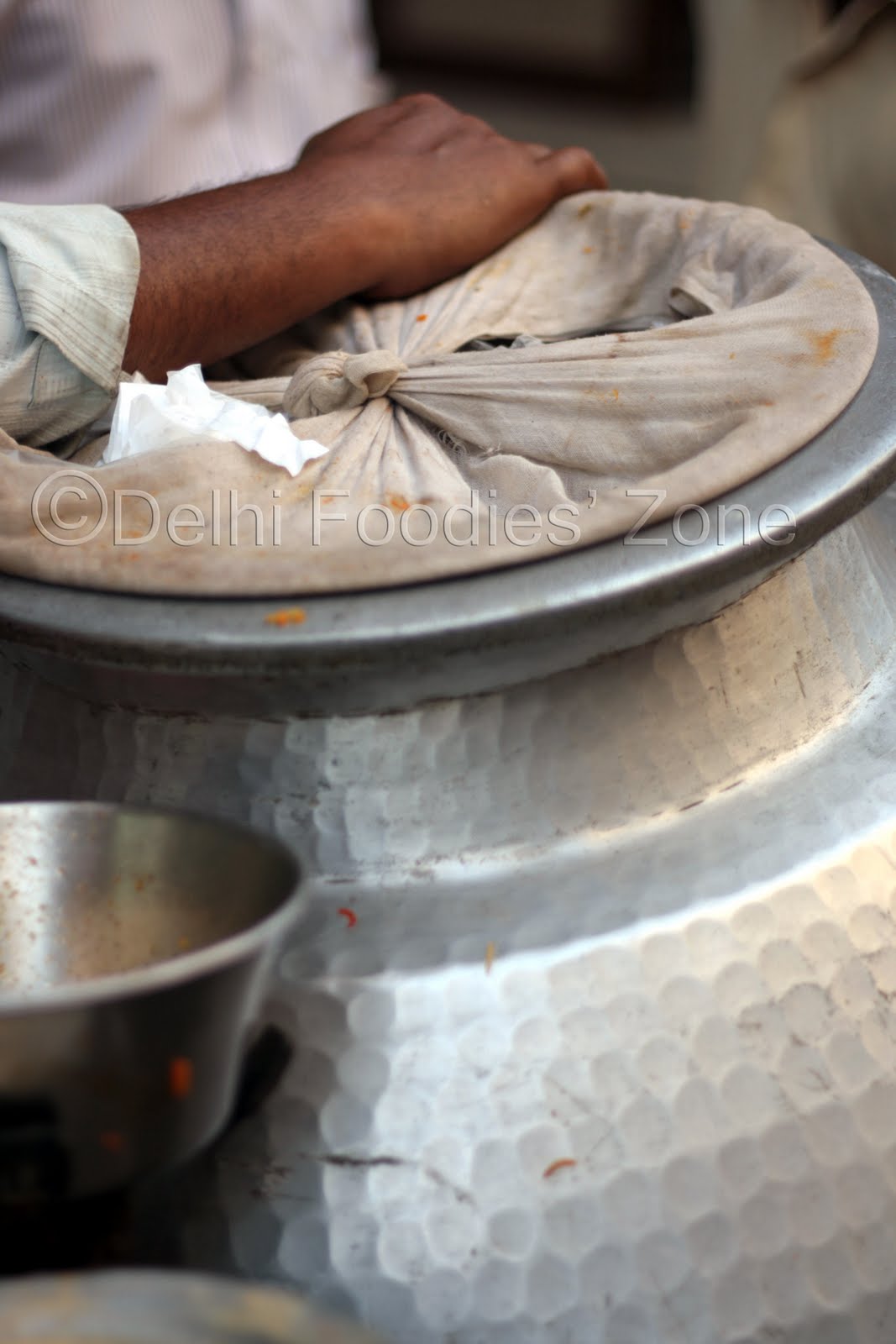 Delhi Foodies' Zone: Biryani: A photo essay