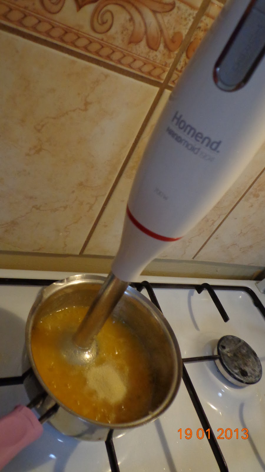 ojeli solucan )) BEBEKLER İÇİN KAYISILI İRMİKLİ MUHALLEBİ..