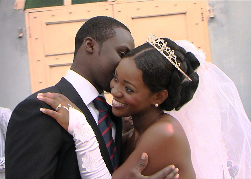 http://1.bp.blogspot.com/-vFOiqptFmb4/UQvO0ZtbKbI/AAAAAAAAA3k/aUY2yVtWfMM/s1600/Jackie+Appiah+Wedding+Pictures.jpg