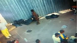Video immigrants naked in Italy