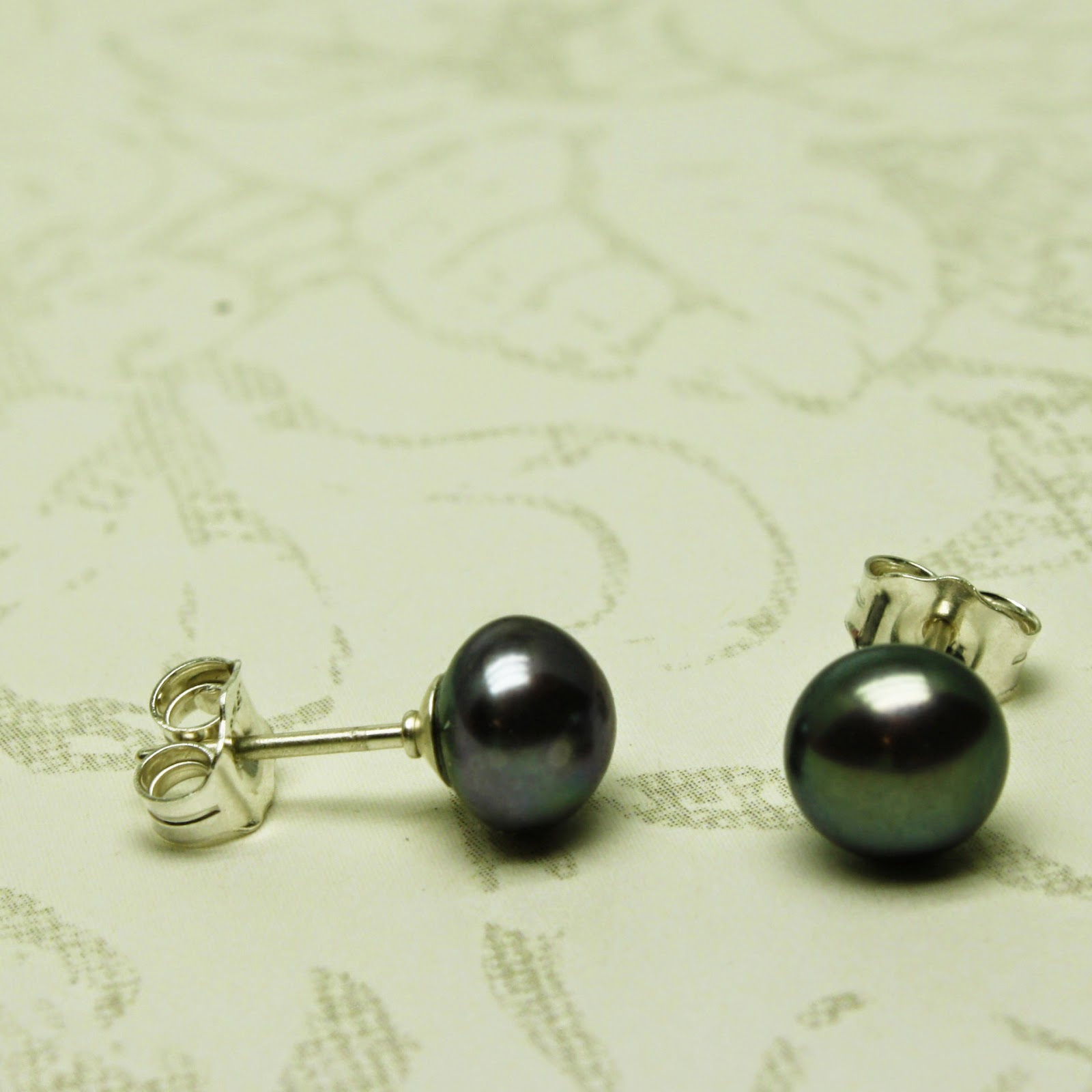 Shanghai Tai Peculiarities of Pearls