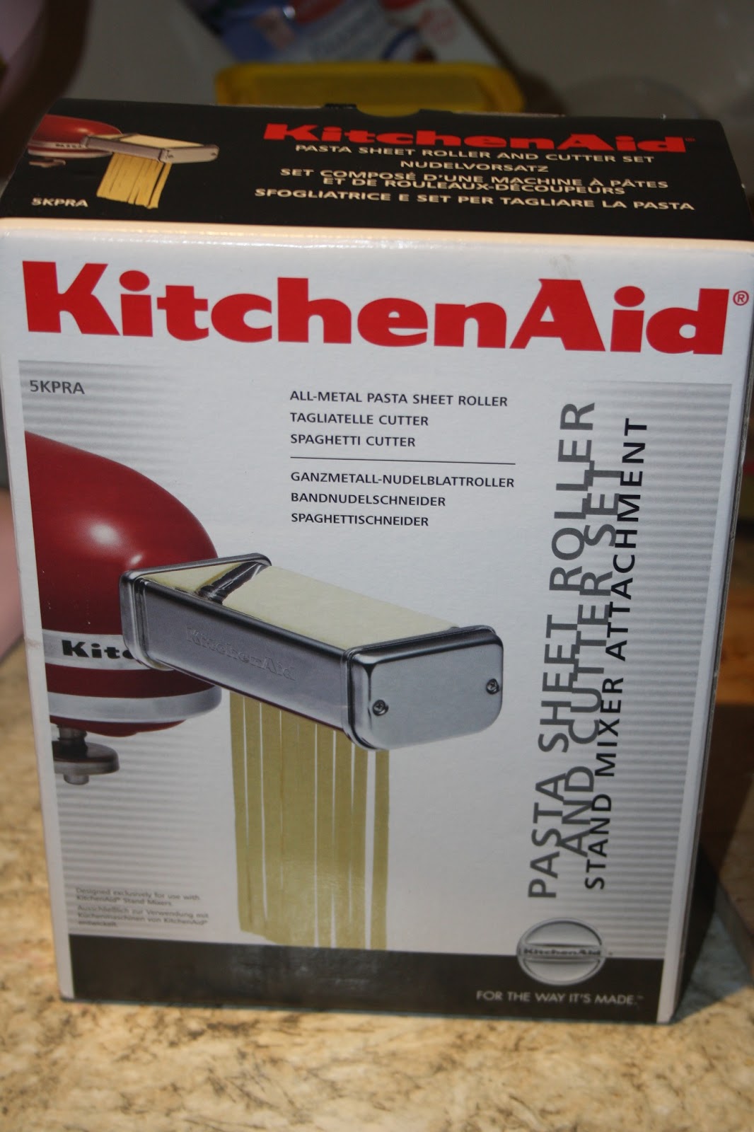 Caroline Makes.... Fresh Homemade Spaghetti with Bolognese Sauce