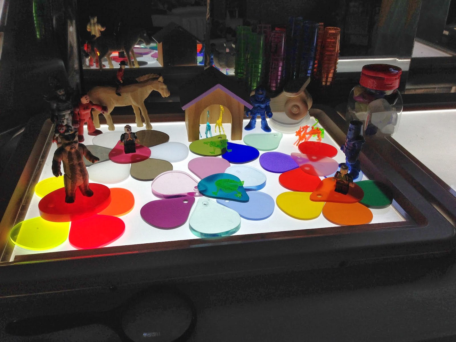 building and designing with light Homeschool and Light Tables