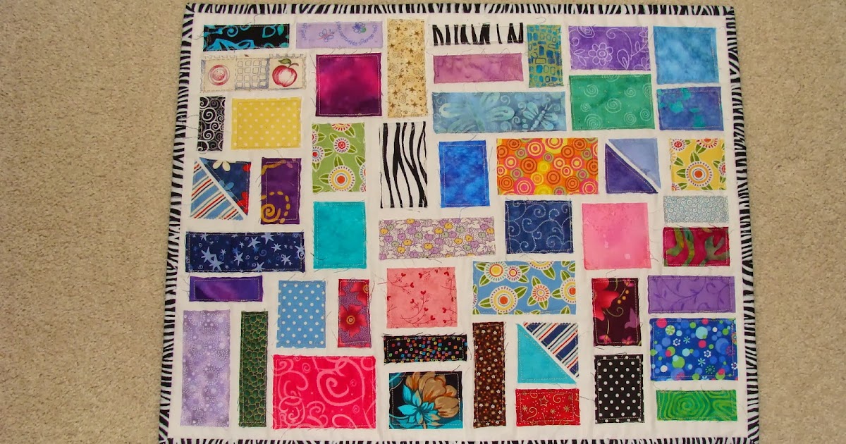 cinnamon holiday ticker tape quilt is finished