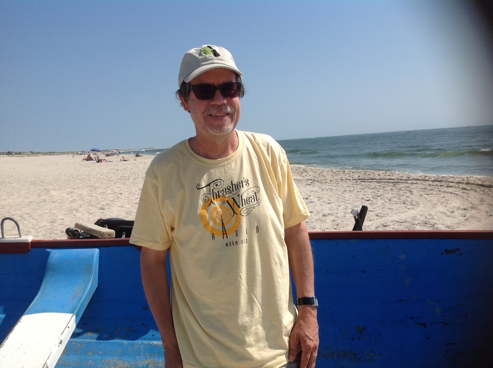 Neil Young News: PHOTO CONTEST: Win a Neil Young Guitar Pick*