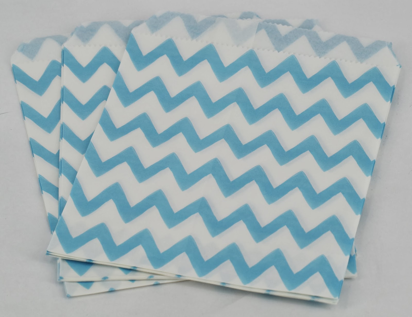 Craft Queen Blog: Party bag idea