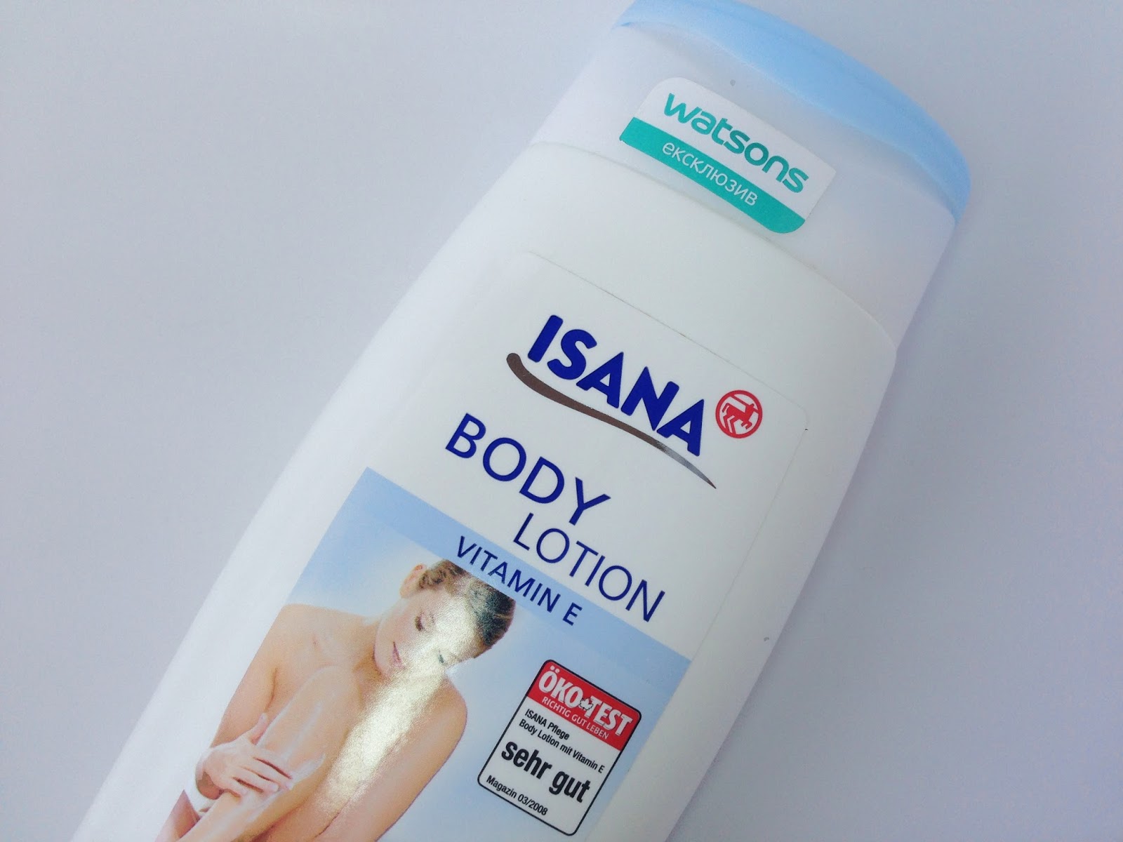 Powdery Peaches Isana Body Lotion with Vitamin E Powdery Peaches