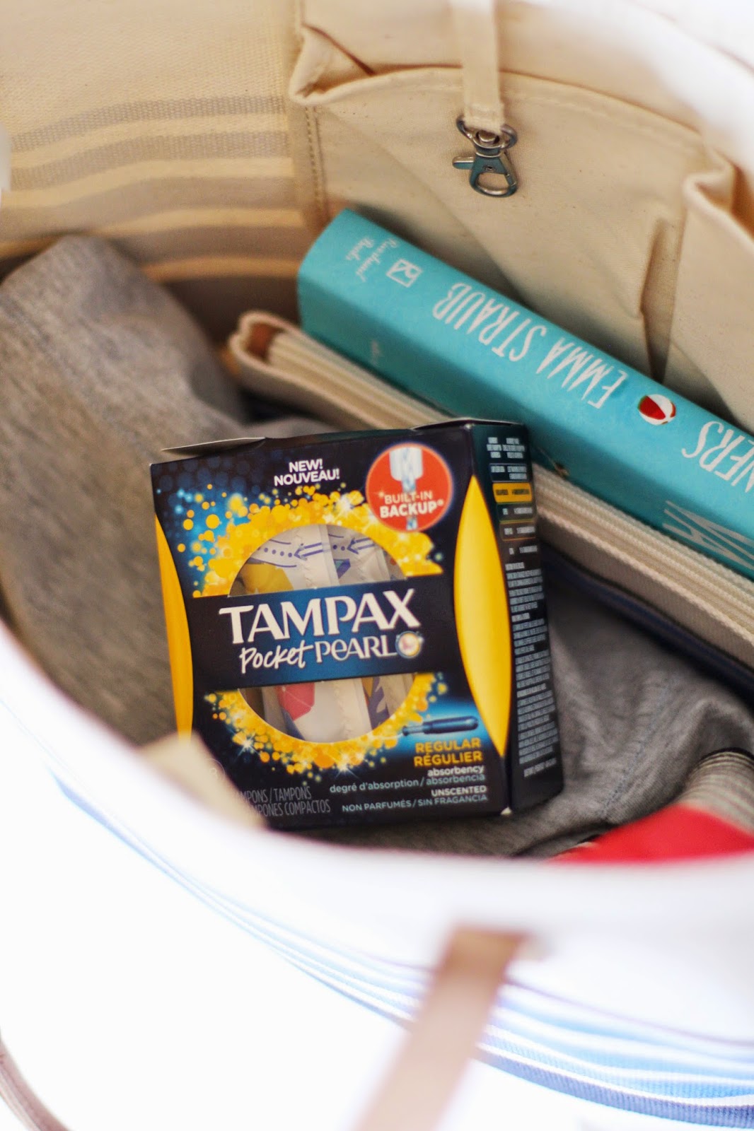 What's in My Bag? + Discreet Protection with Tampax Pocket Pearl