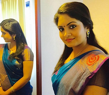 Tv Actress Gayathri Photos