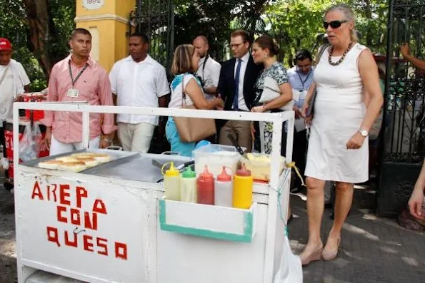 Crown Princess Victoria and Prince Daniel visit Cartagena for an official visit to Colombia,  At the first they the crown princess couple visit the city center of cartagena and visit the harbor.