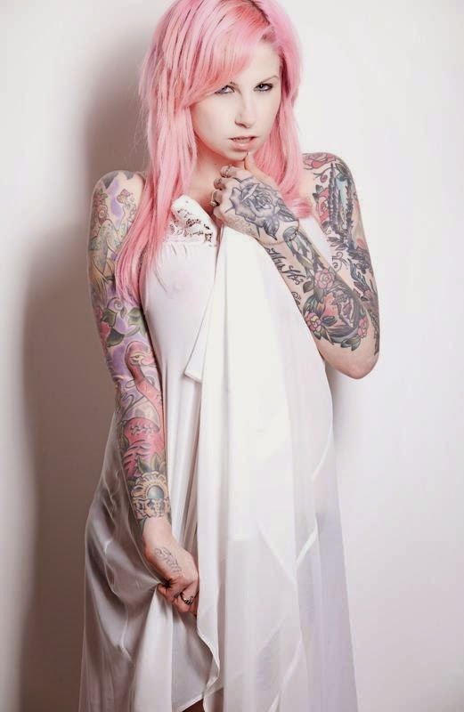 Hollie Bryant Sexy Tattooed Girls