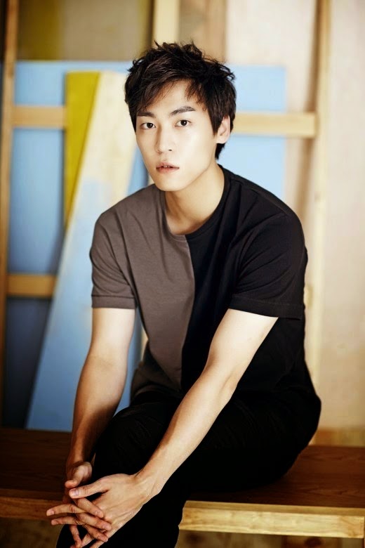 EXO Updates John Park to release comeback single 'U' on September 12th