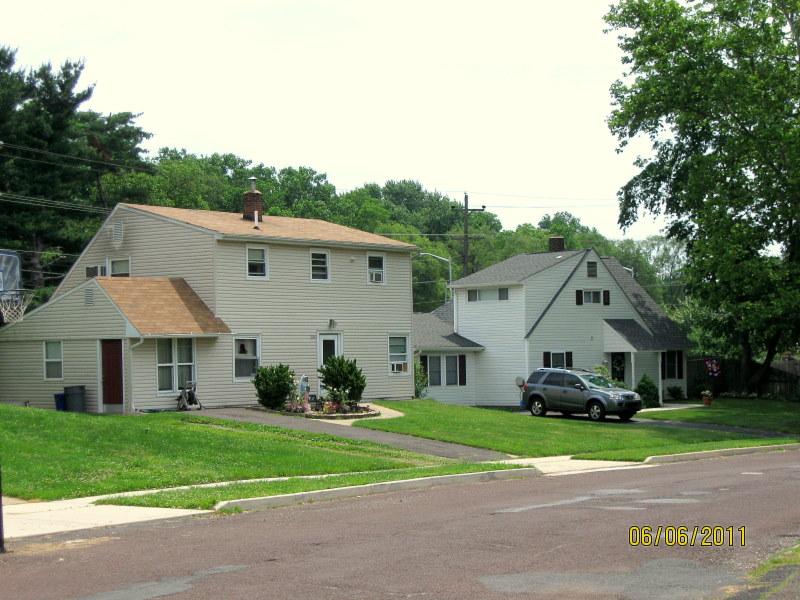 Lowbuck Levittown Same Place Different Time