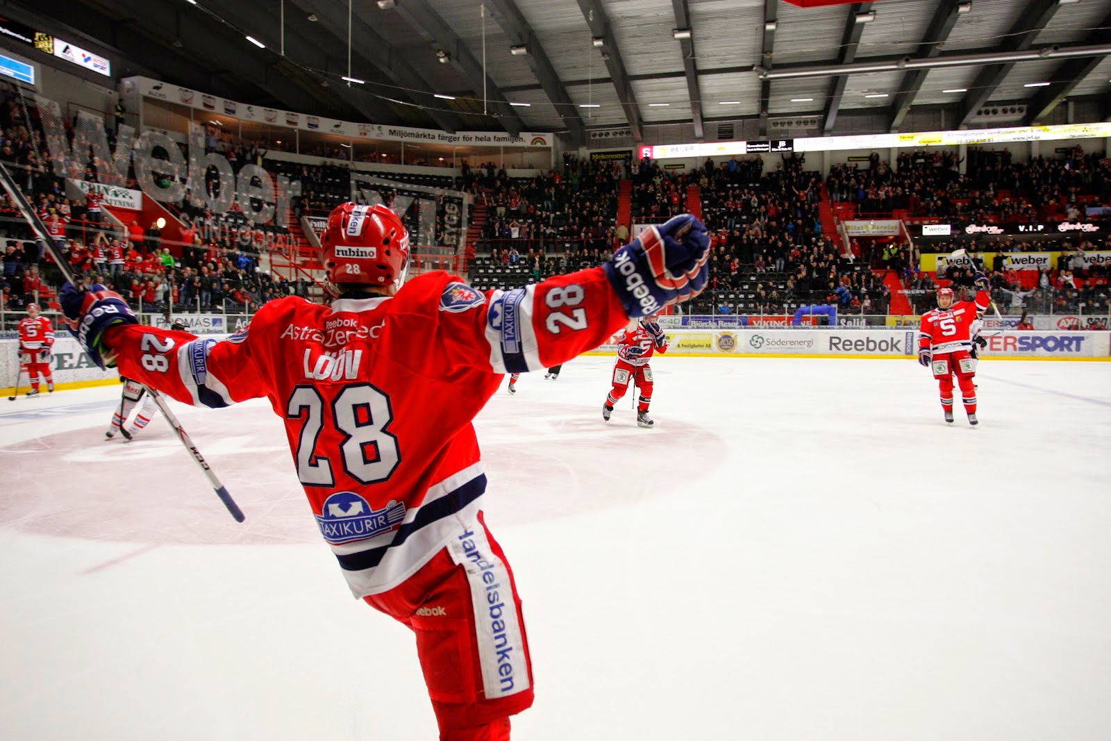 What were some AHL score highlights from the 2014-2015 season?
