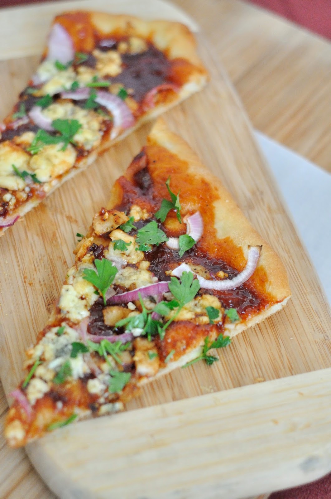 La Famille Noire BBQ Chicken and Blue Cheese Pizza