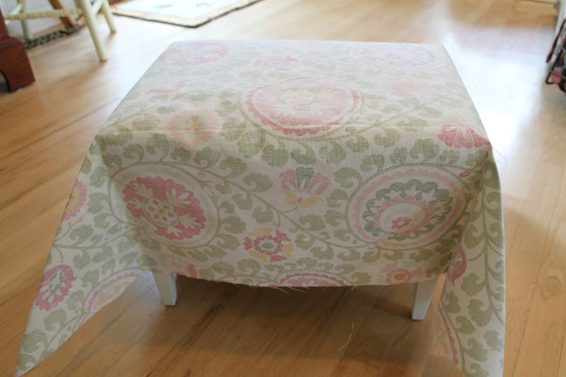 Elizabeth & Co. Easy Bench Slipcover Tutorial