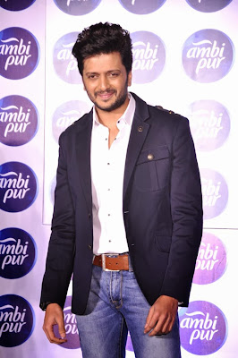 Ritesh Deshmukh & Genelia launch Ambipur