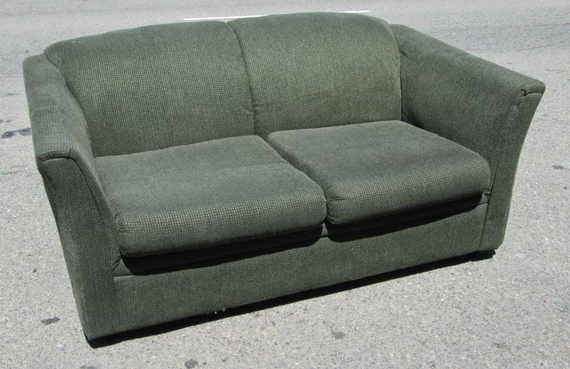 UHURU FURNITURE & COLLECTIBLES SOLD Hunter Green Loveseat 60