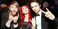 In Or Out: Hayley Williams ( Paramore )