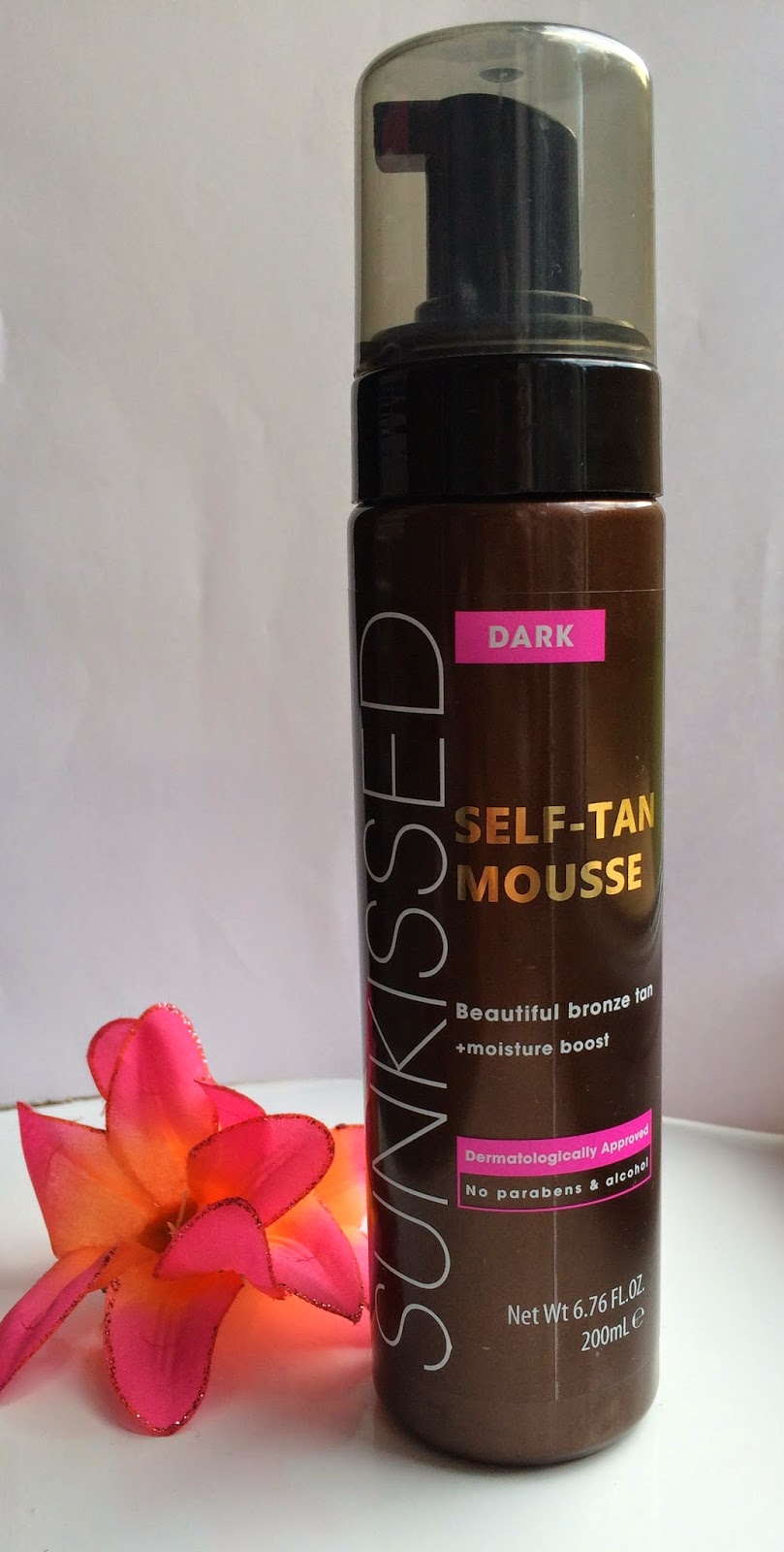 Photo Jenn ic Sunkissed Self Tan Mousse Review