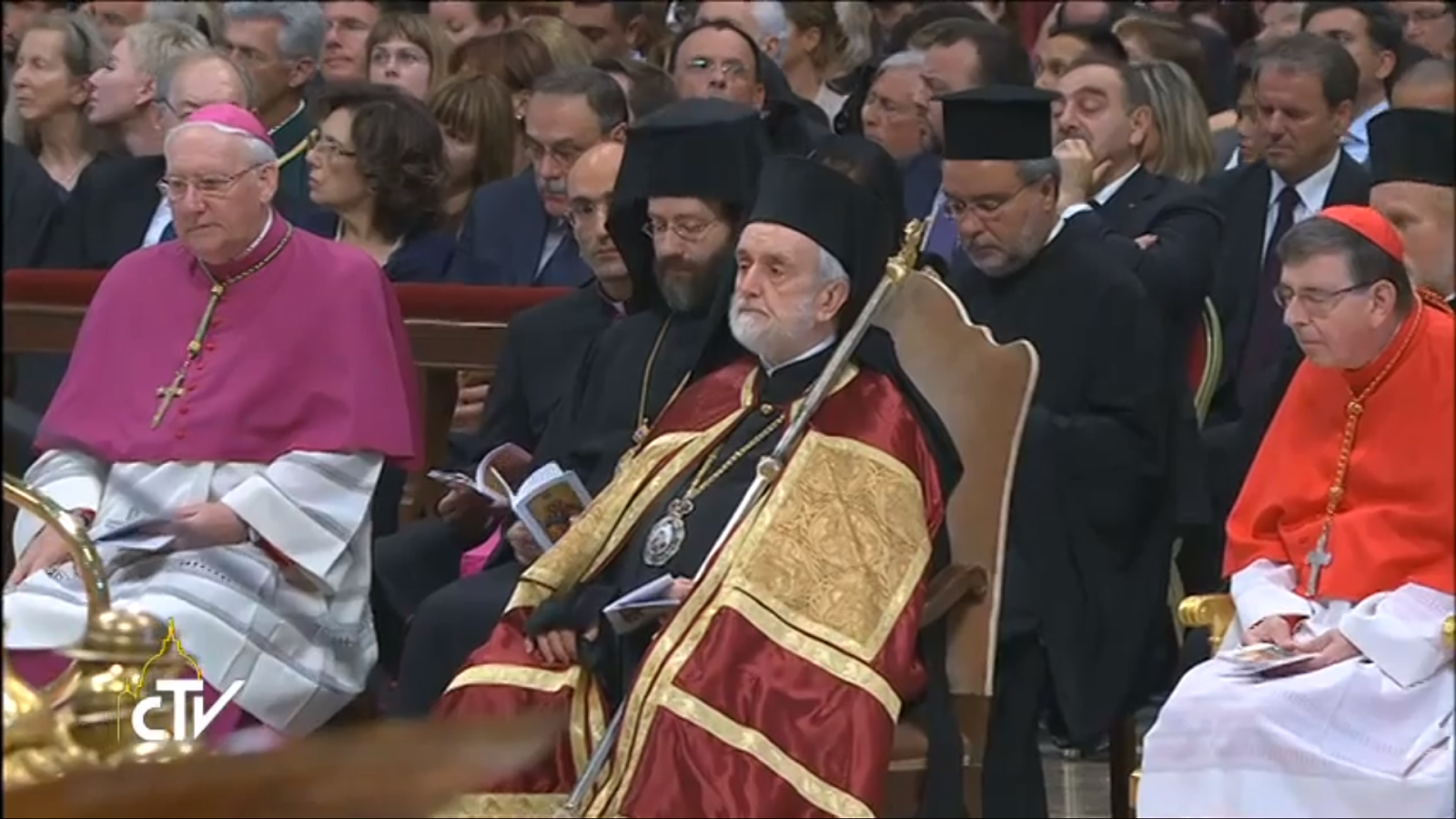 Scottish Catholic Observant Leo Cushley and the Pallium