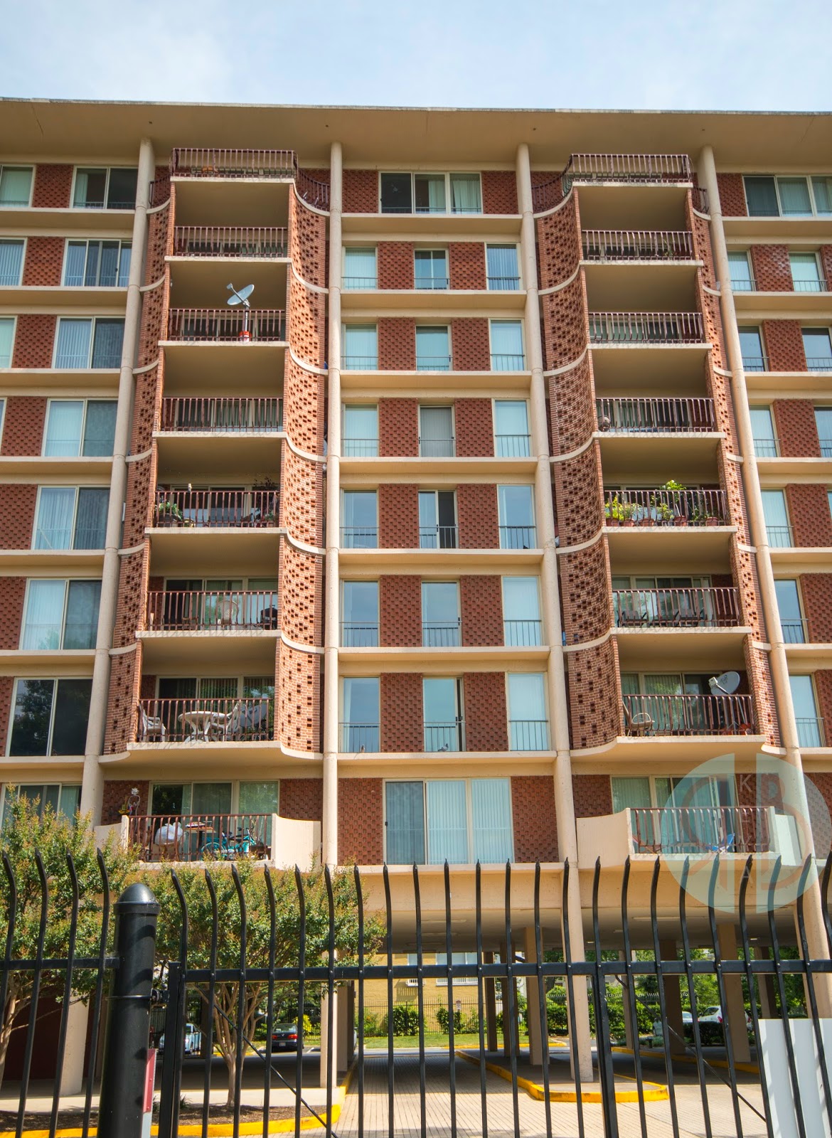RKeyaB Photography Modern Buildings in DC Capitol Park Towers