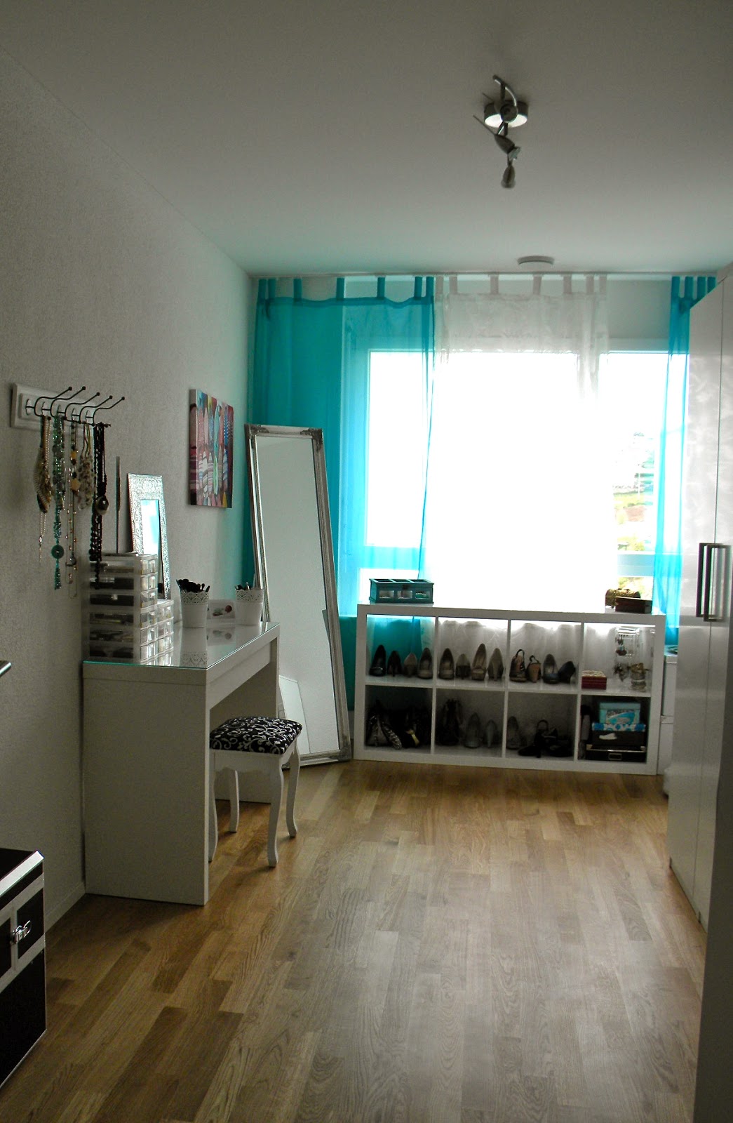I heart colors blog: ankleidezimmer / makeup room tour
