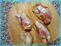 Crostini di pane toscano, guanciale e mozzarella