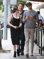 Rose Mcgowan takes a stroll with friends