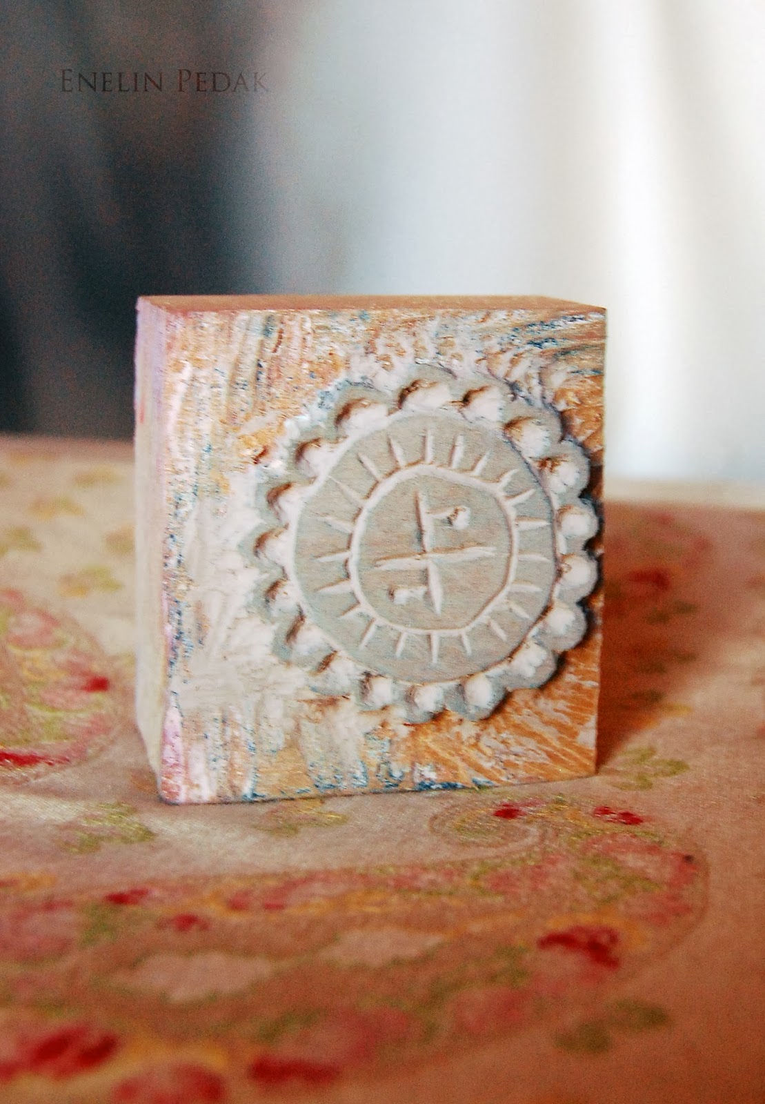 Textile handicraft by Enelin Pedak Pakud / Block printing