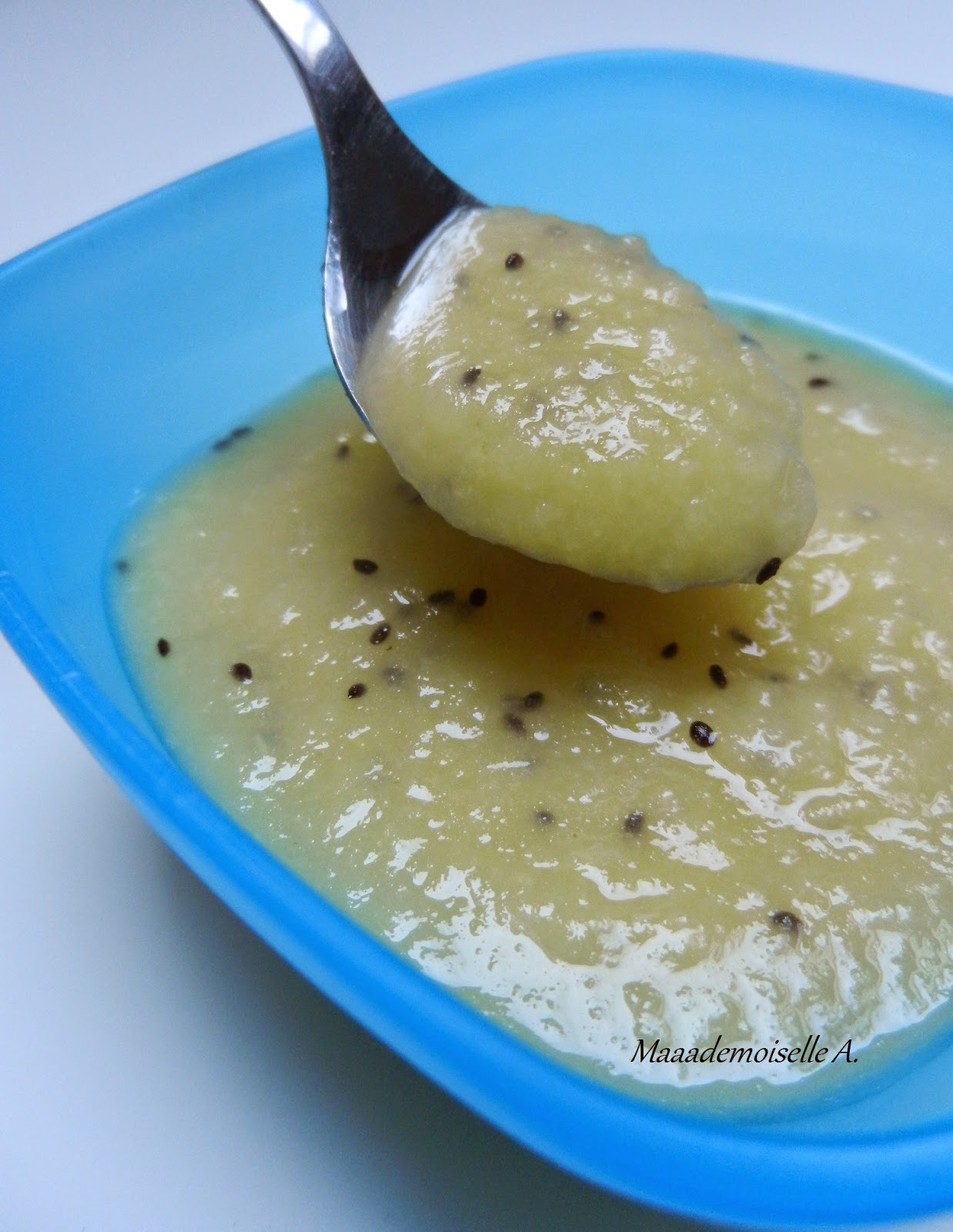 Maaademoiselle A. Recette de petit pot pour bébé Compote Pomme