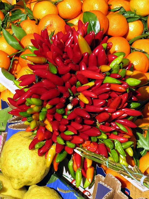 Hot peppers from Calabria, food fair, piazza XX Settembre, Livorno