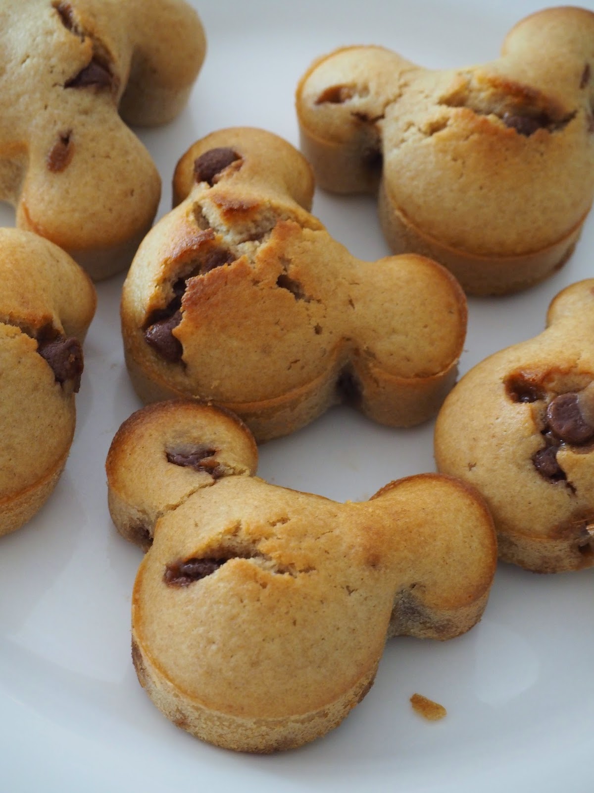 Mickey chocolate chip muffins Mickey chocolate chip muffins