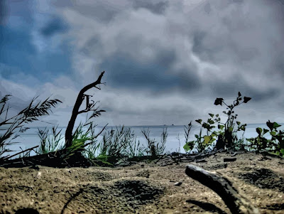 HDR photo, sand, lake shore, beach HDR photo, sand, lake shore, beach