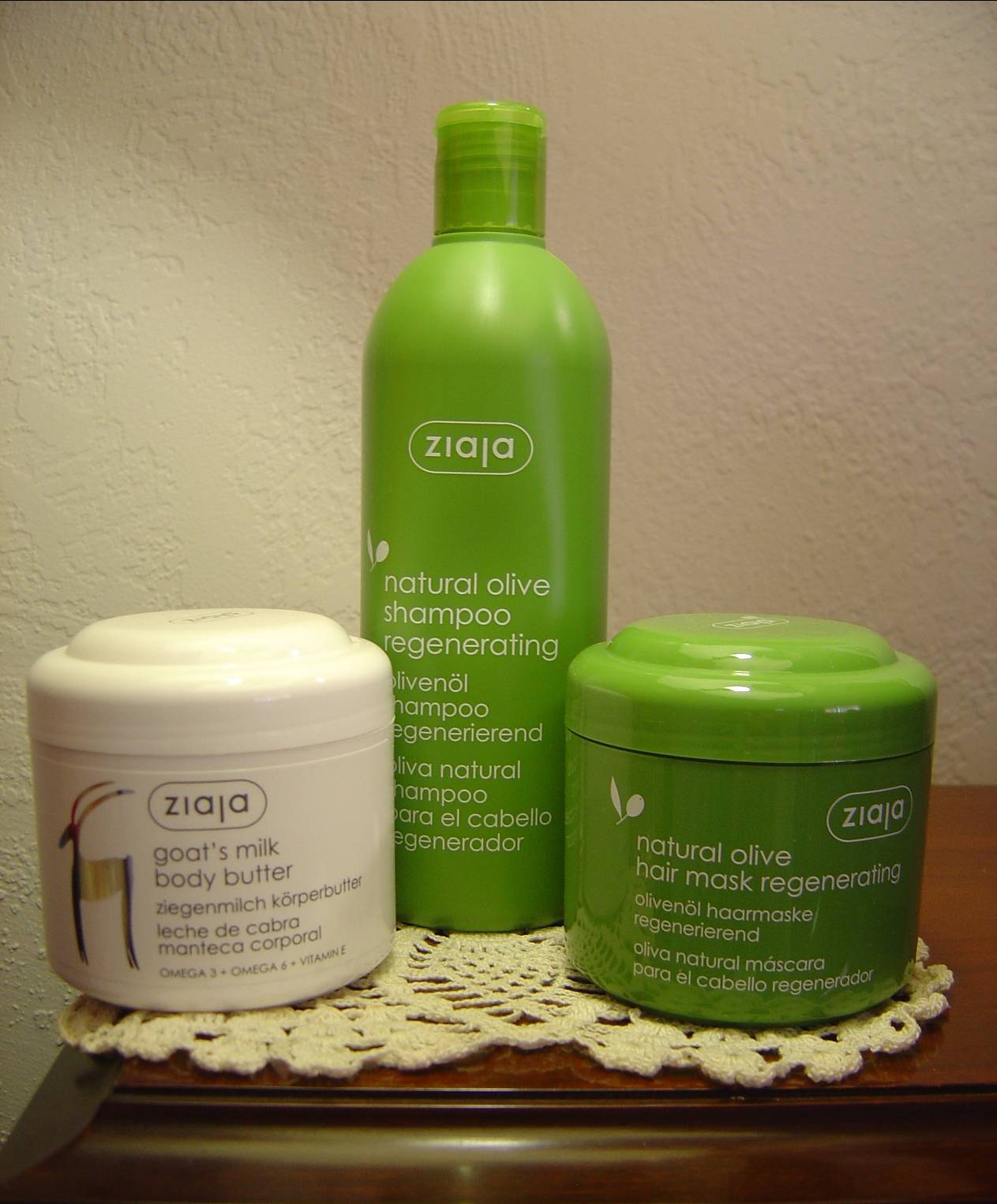 Nuts 4 Stuff Ziaja Cosmetics Natural Olive Regenerating Shampoo, Mask