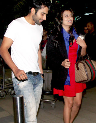 Jackky Bhagnani and Nidhi spotted at Airport