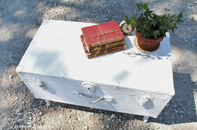 Repurposed Trunk Coffee Table by http://knickoftimeinteriors.blogspot.com/
