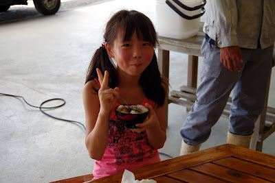 沖縄家族旅行　体験/観光　サトウキビ刈り　黒糖　夏休みの宿題　自由研究テーマ