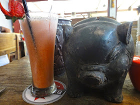 Strawberry Juice Naughty Nuri's Warung Bali 