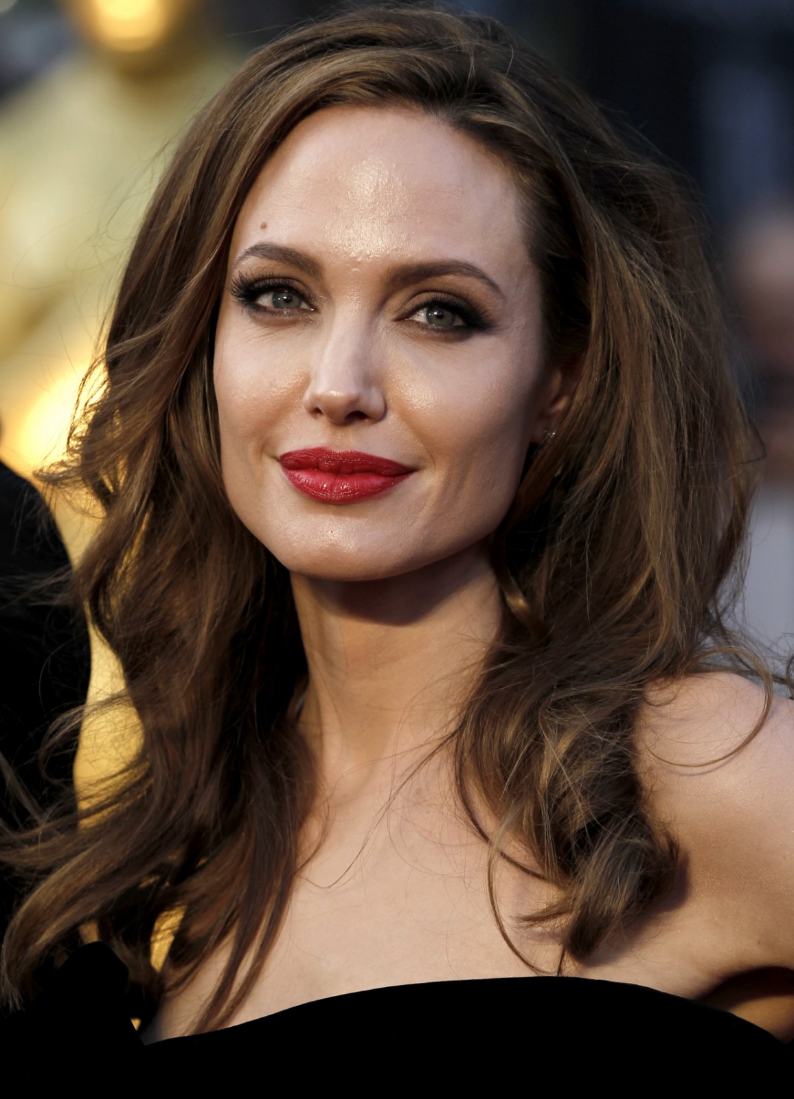 http://1.bp.blogspot.com/-vmV71CnVm4k/T1RCsoLI-pI/AAAAAAAABMg/wjQhCW4MIqE/s1600/Angelina-Jolie-1.jpg