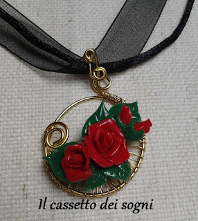 Pendente rose rosse + orecchini vari. Pendente+rose+rosse+part.1