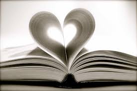 llibre amb un cor