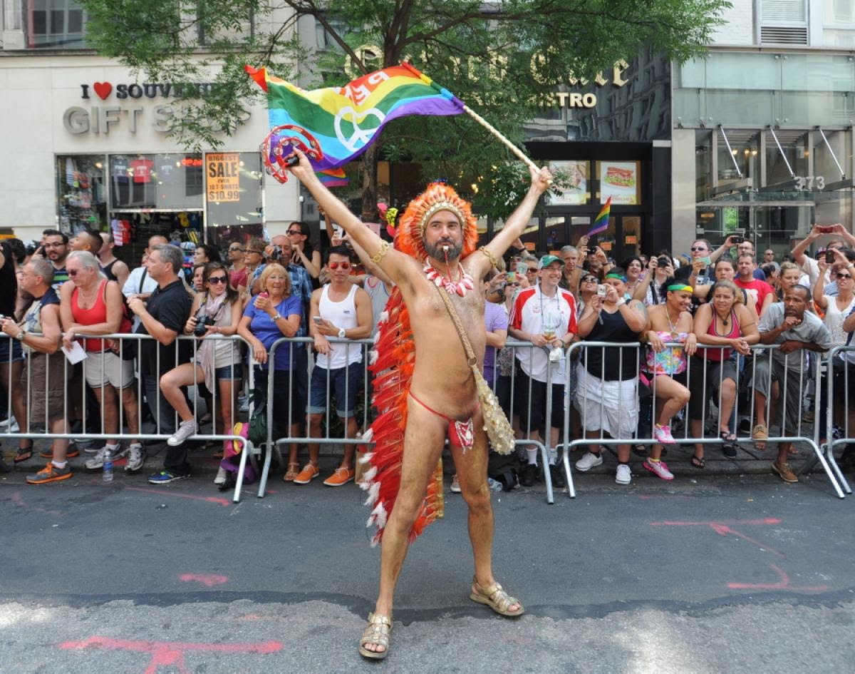 [Image: new-york-city-gay-pride-parade-2013.jpg]